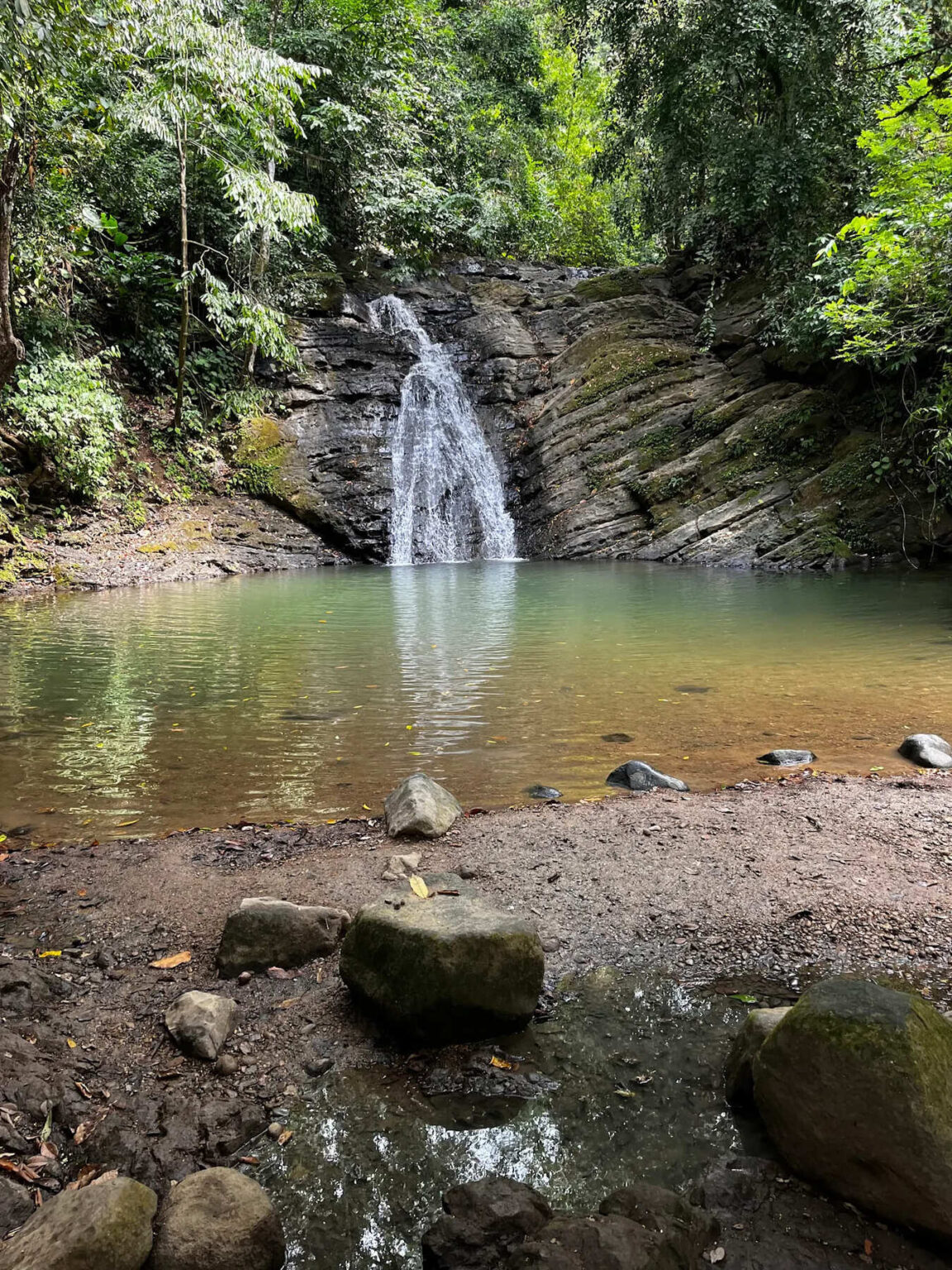 Poza Azul waterfall in Dominicalito, Costa Rica – visitors using natural trails, community public space revitalization by Change Your Habitat